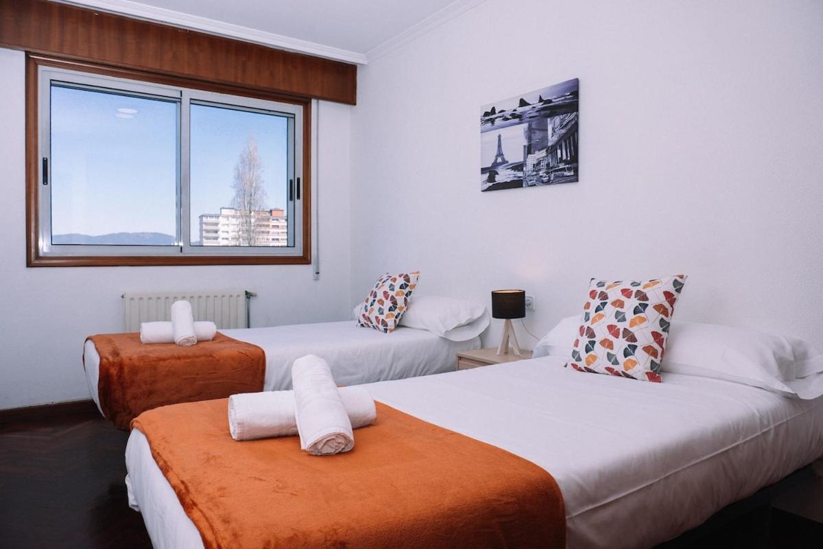 Luminoso Y Comodo Con Parking By Vigo