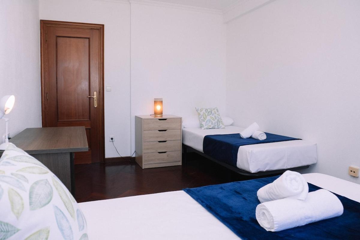 Luminoso Y Comodo Con Parking By Apartamento Vigo